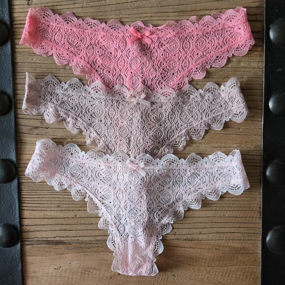 Victoria's Secret Dream Angels Lace Thong Bundle sz Small New - Picture 1 of 4